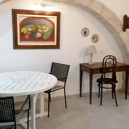 Il Cortiletto Di Via Minniti Syracuse Exterior photo