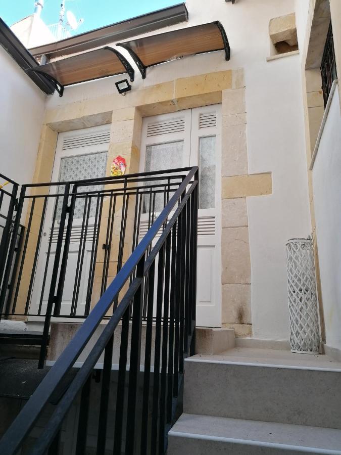 Il Cortiletto Di Via Minniti Syracuse Exterior photo